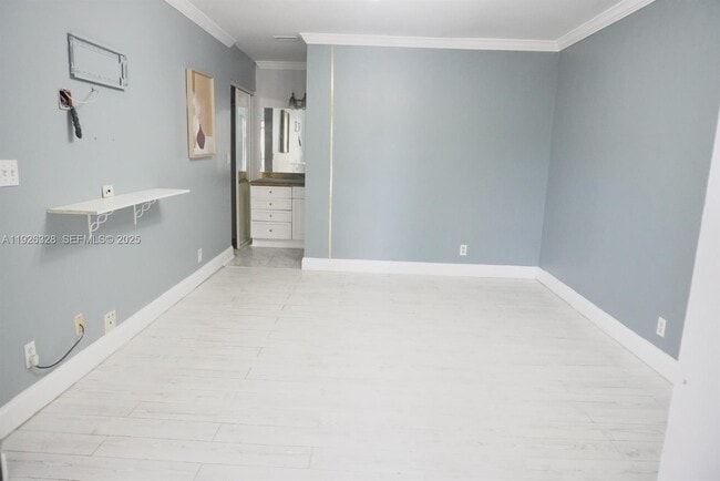 Building Photo - 3350 NW 47th Ave