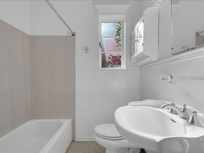 Building Photo - Charming Mission Style Home with Guest House & One Block from Arizona Inn