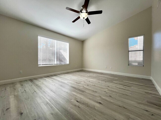 Building Photo - Charming 3-Bedroom Single-Story Home in Elkhorn!