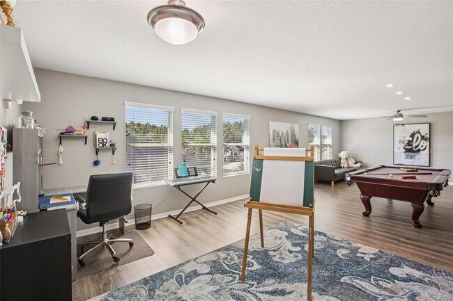 Building Photo - 2624 Kenchester Loop