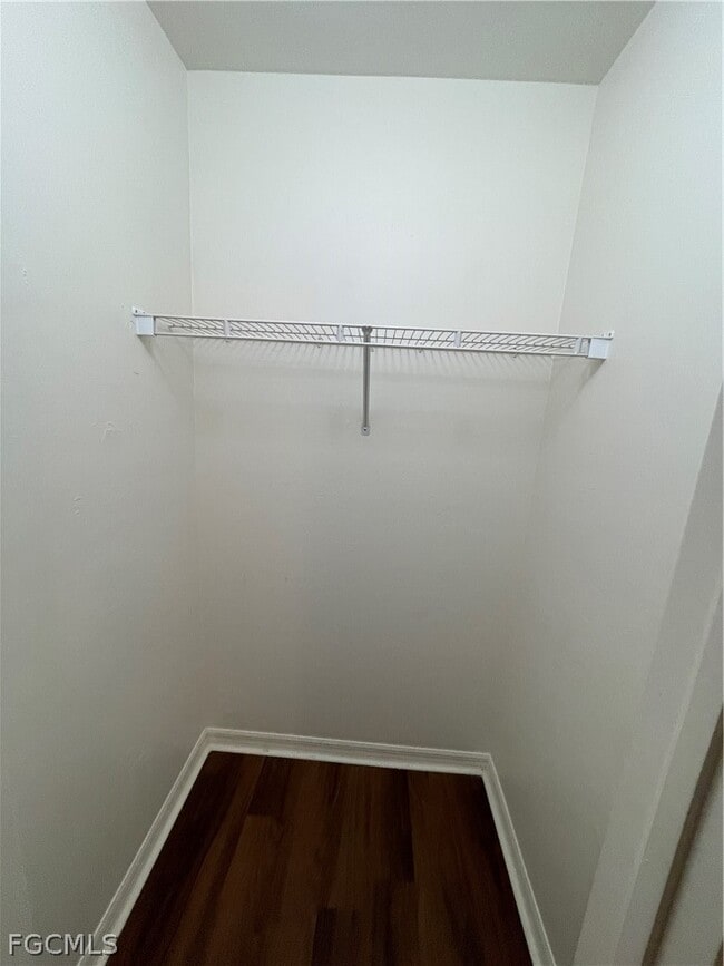 Building Photo - 1428 SW 29th St