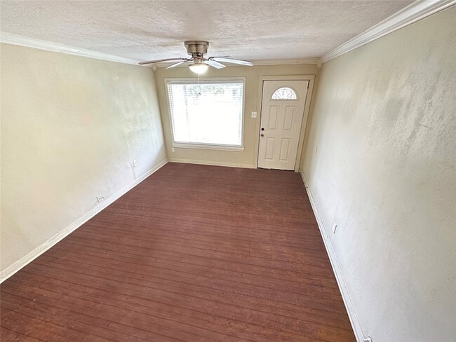 Building Photo - 4818 Caplin St