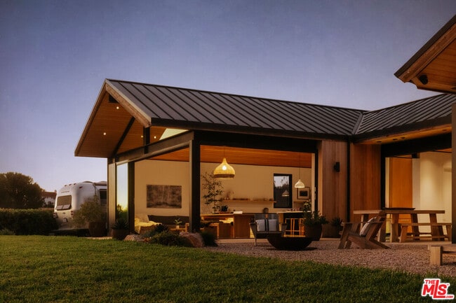 Building Photo - 5792 Calpine Dr