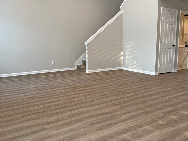 Building Photo - 91 Willow Oak Ln