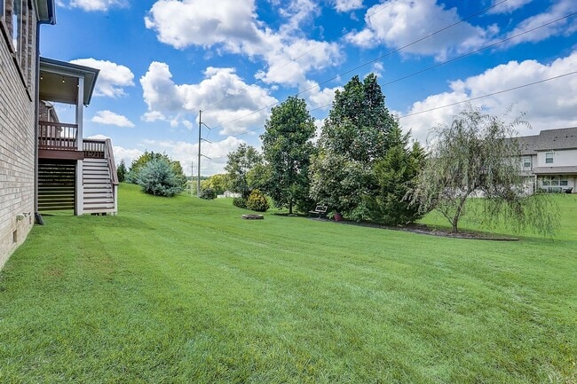 Building Photo - Beautiful 5-bedroom rental home in the hig...