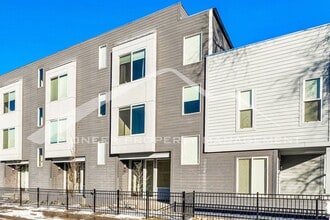 Building Photo - Modern home with 2-Car Attached Garage and Central AC!