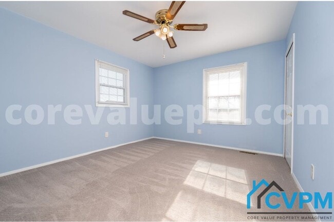 Building Photo - 7884 Huguenot Ct