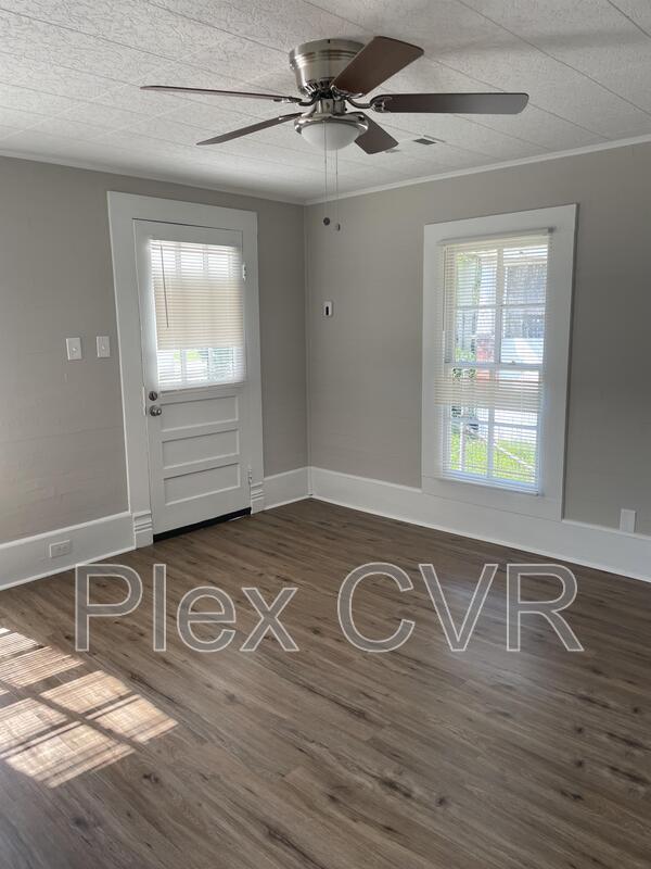 Building Photo - 2817 Waverly Ave