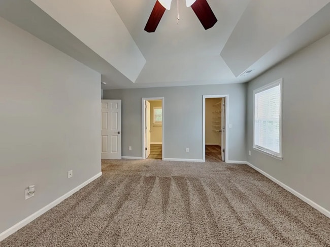 Building Photo - 6333 Willowdell Dr