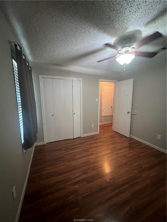 Building Photo - 808 Val Verde Dr