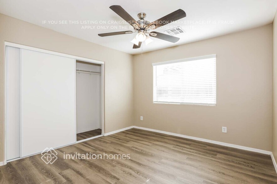 Building Photo - 2546 S 114th Ln