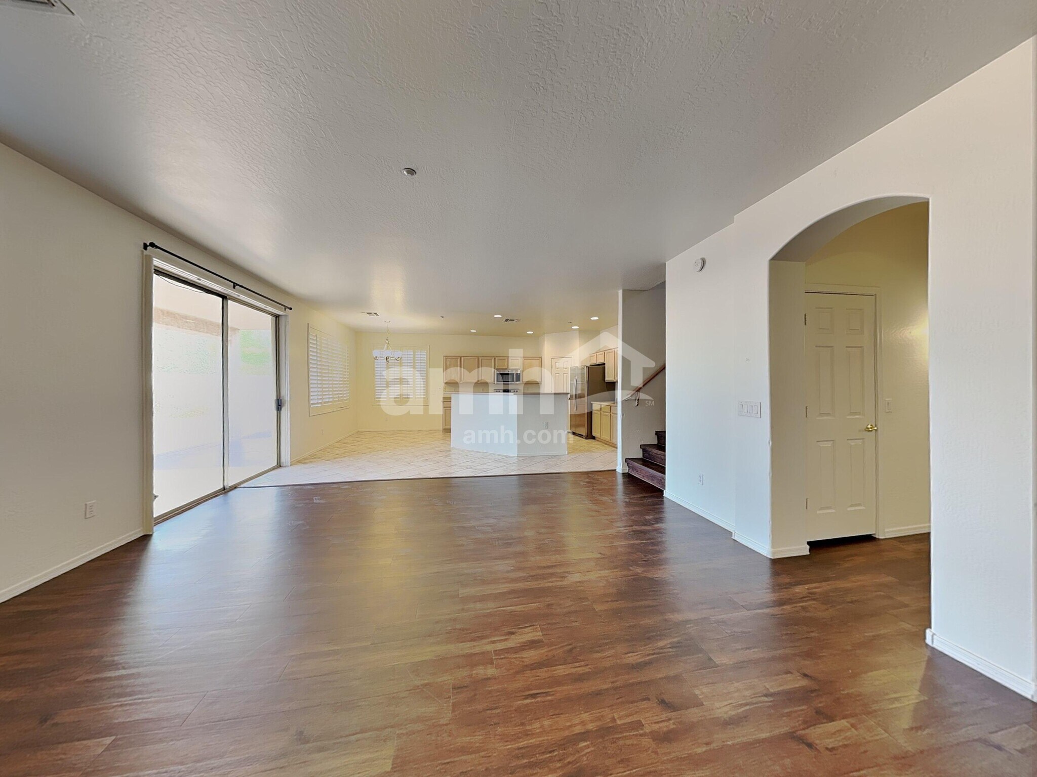 Building Photo - 6829 W Yearling Rd