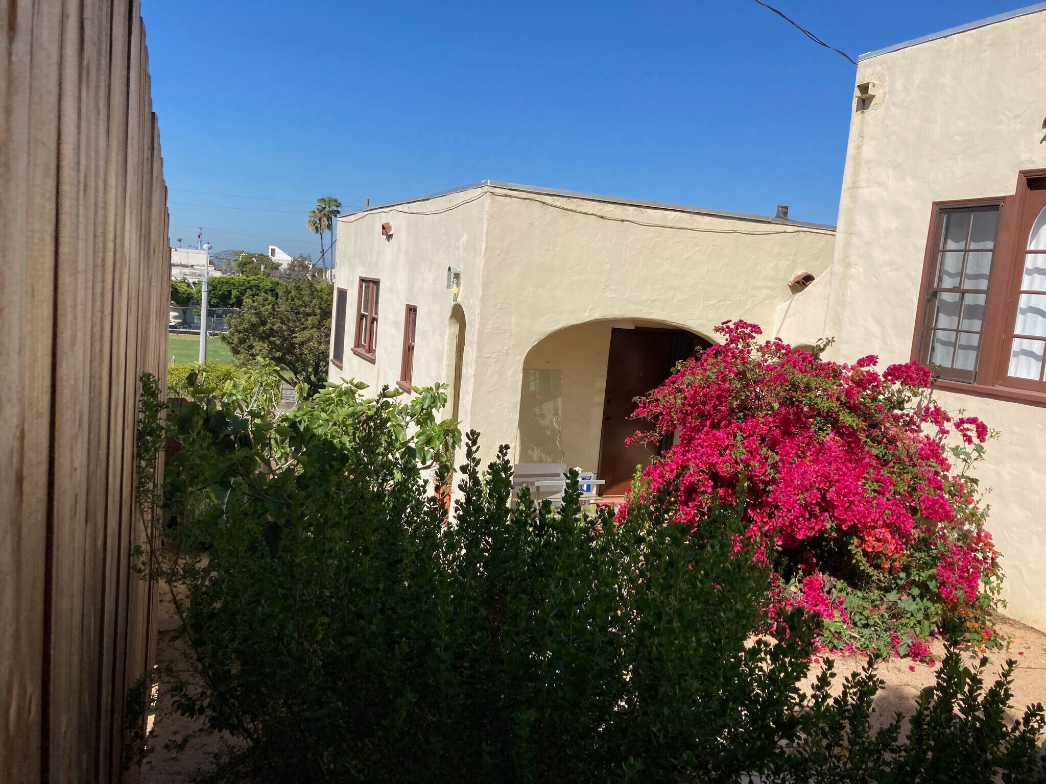 Building Photo - 2429 6th St