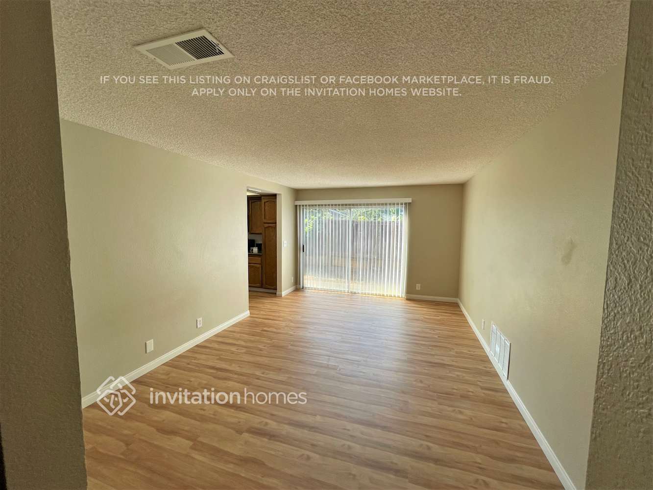Building Photo - 10059 Glen Grove Ct