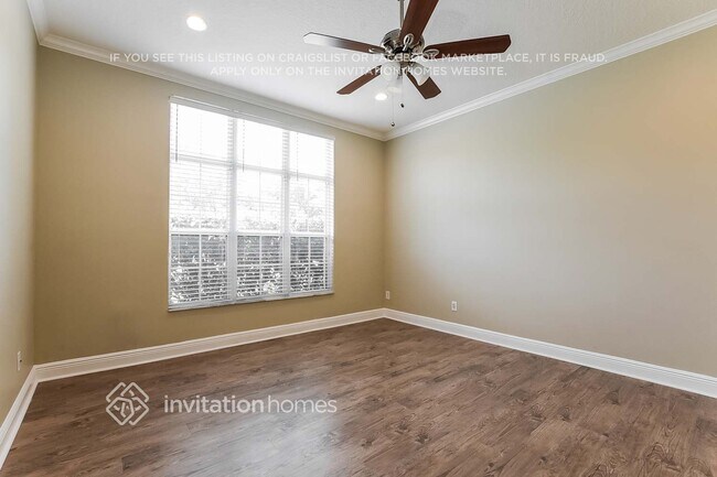 Building Photo - 1390 Stellar Dr