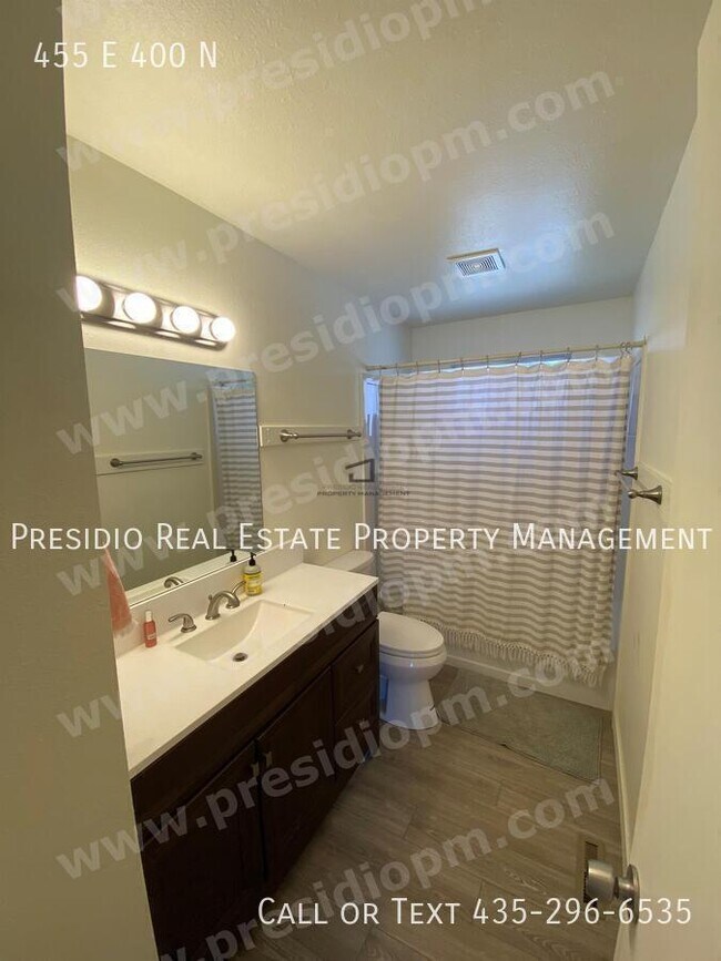 Building Photo - 455 E 400 N