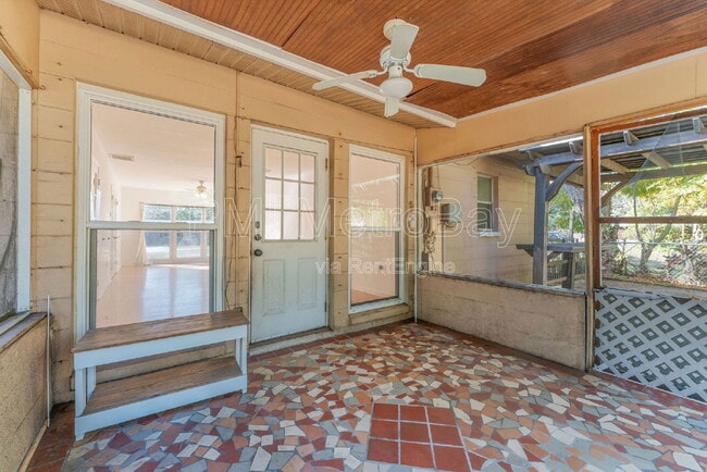 Building Photo - 6303 Delaware Ave