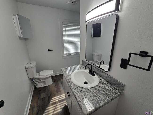 Building Photo - 2145 N 38th St