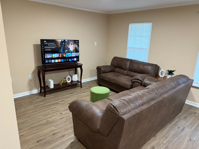 Building Photo - 1732 Westhaven Ln