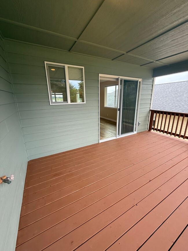 Building Photo - 1154 Nautical Ln
