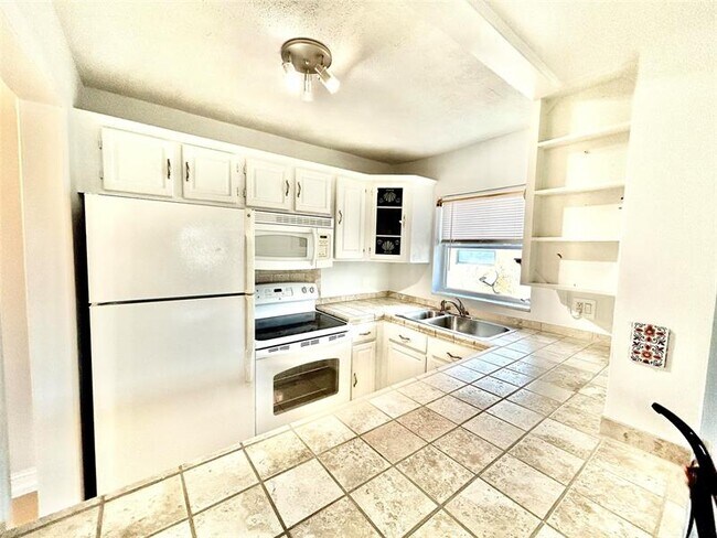 Building Photo - 2966 NW 89th Terrace