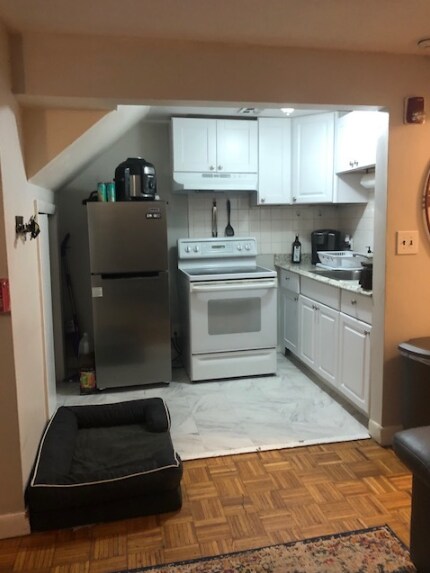 Building Photo - 38 Garden St