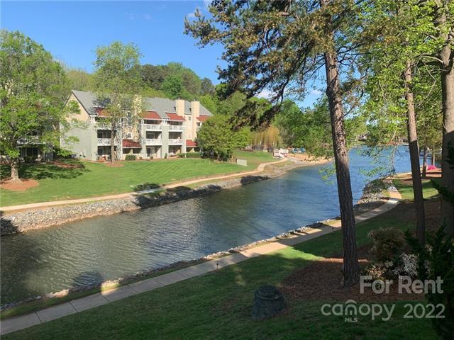 Primary Photo - 19909 Henderson Rd