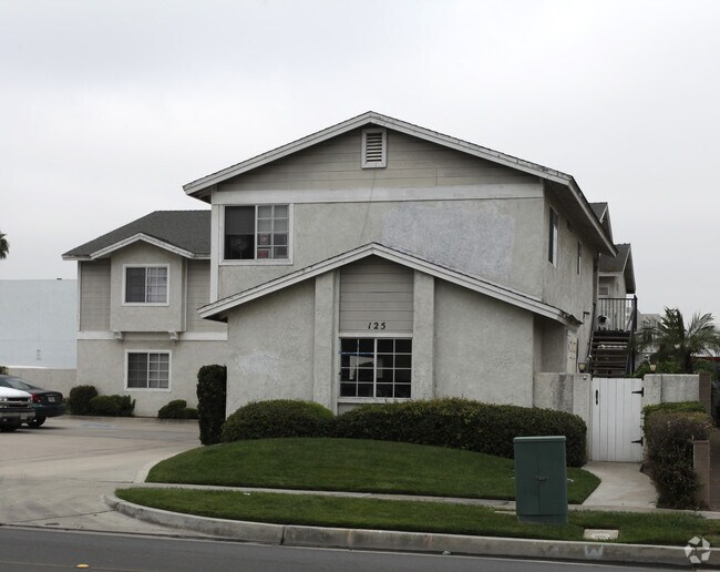 Building Photo - 125 N Gilbert St