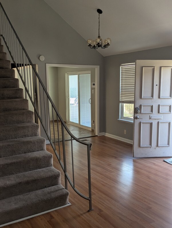 Building Photo - 1530 Chester Square