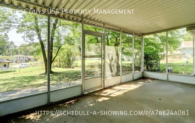 Building Photo - 10405 E 79 Terrace