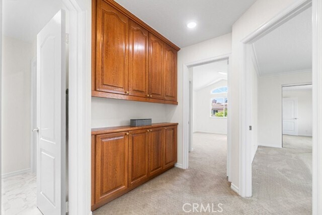 Building Photo - 2562 Woodbury Dr