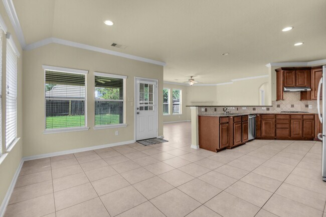 Building Photo - 26110 Basil View Ln