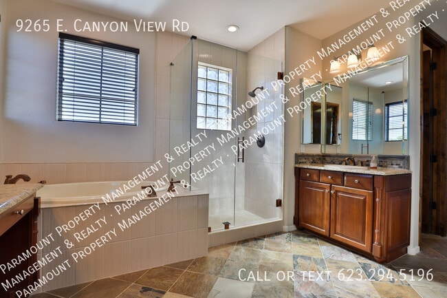 Building Photo - 9265 E Canyon View Rd