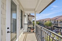 Building Photo - 645 Market St