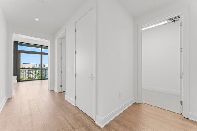 Building Photo - 2323 W Main St