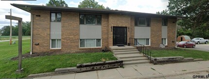 Building Photo - 705 M St