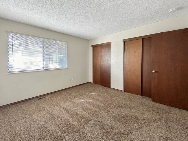 Building Photo - $0 DEPOSIT OPTION. CENTRALLY LOCATED 4 BEDROOM SPLIT LEVEL HOME IN WESTMINSTER!