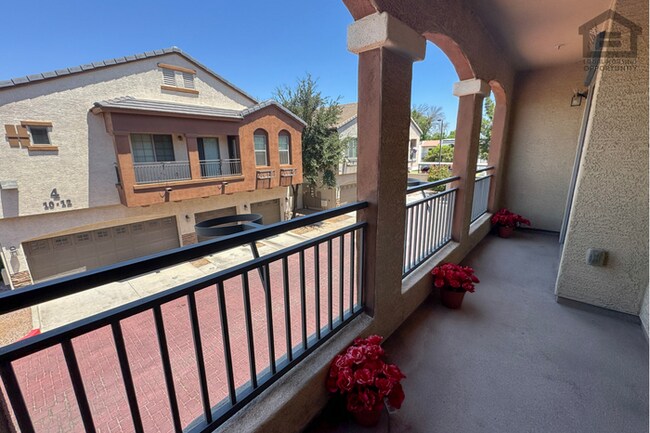 Building Photo - 2Bed/2Bath Condo in North Chandler! Ready for Immediate Move-In!