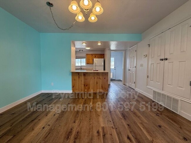 Building Photo - 1808 W 1000 S