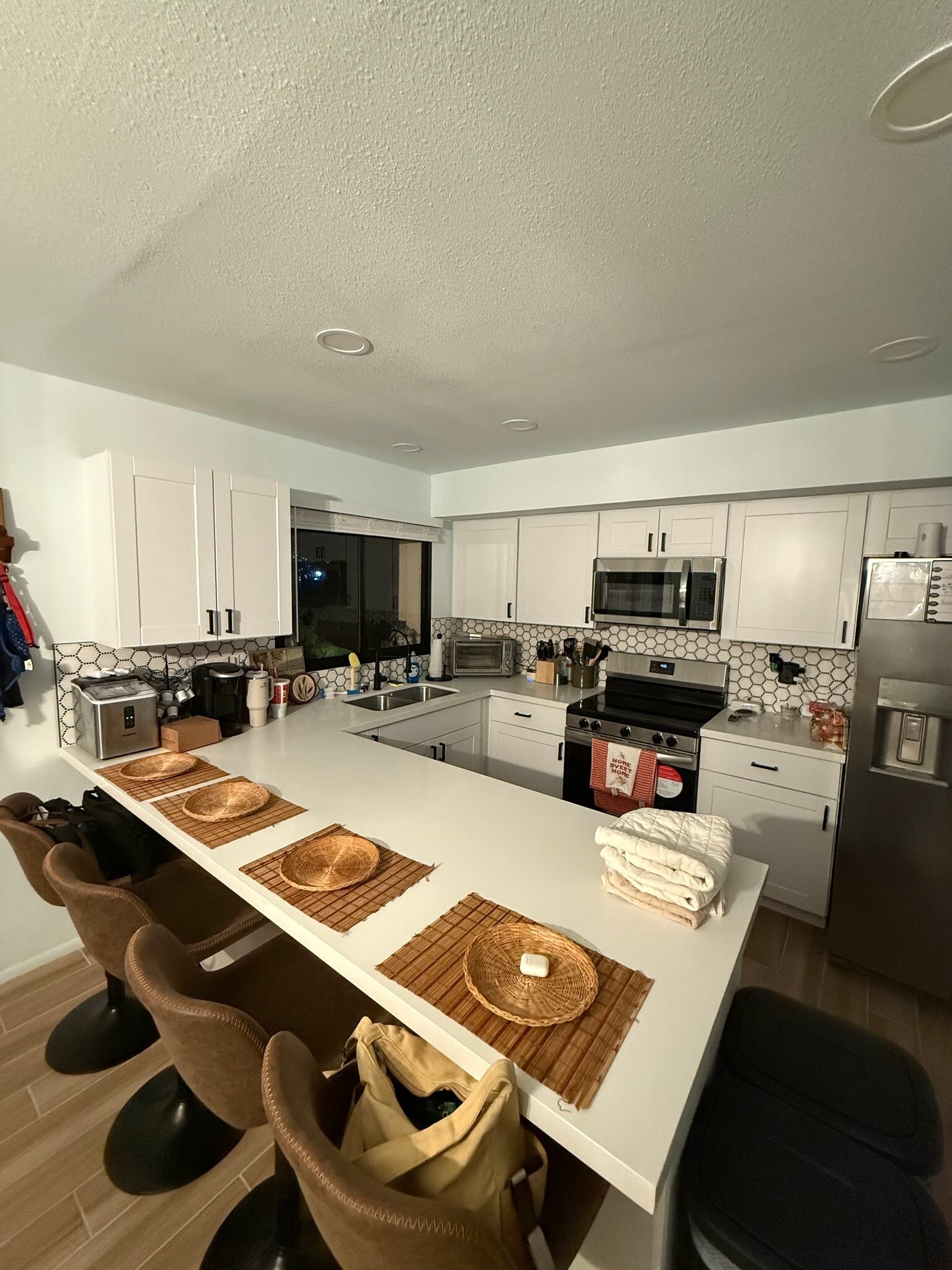 Building Photo - 3729 S Mill Ave