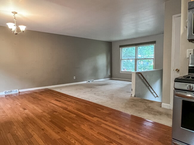 Building Photo - 1411 West Ave