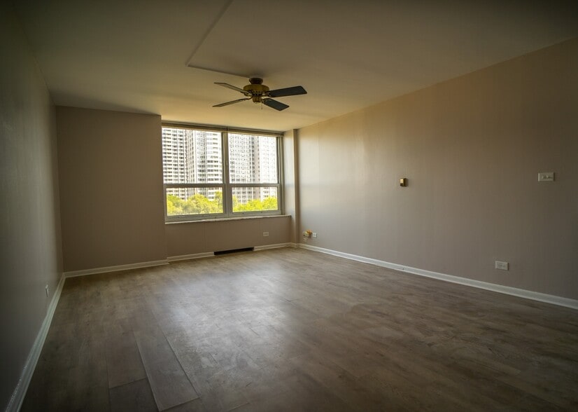 Building Photo - 720 W Gordon Ter