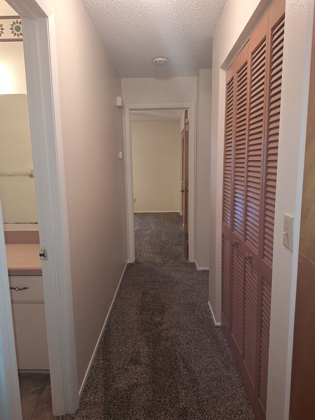 Building Photo - PELICAN COVE WEST 2BR SINGLE FAMILY HOME FOR RENT!