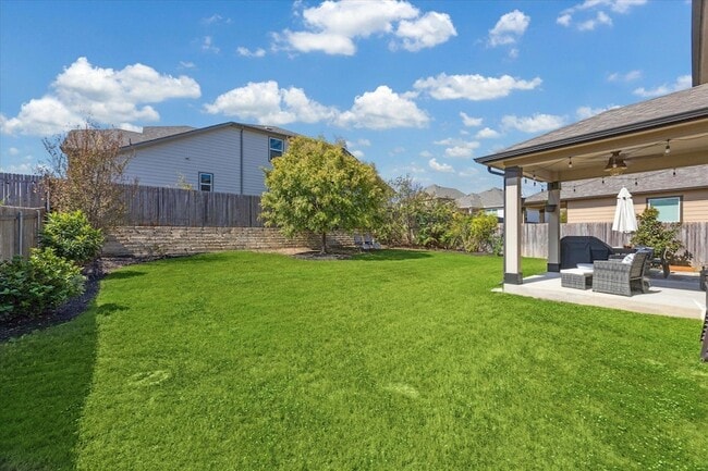 Building Photo - 7916 Crystalbrook W