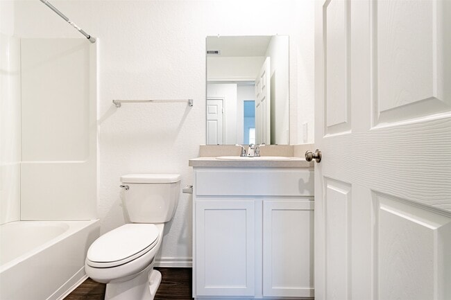 Building Photo - 5402 Logan Dale Dr