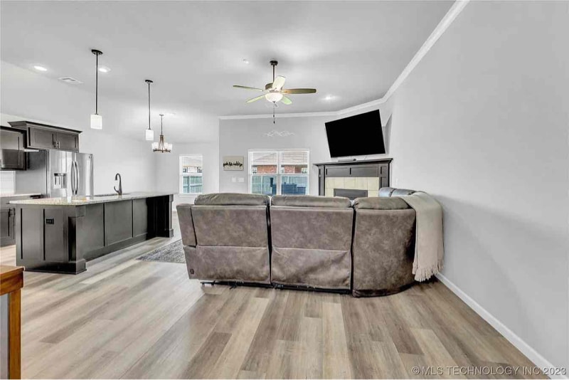 Building Photo - 3943 S 149th E Ave