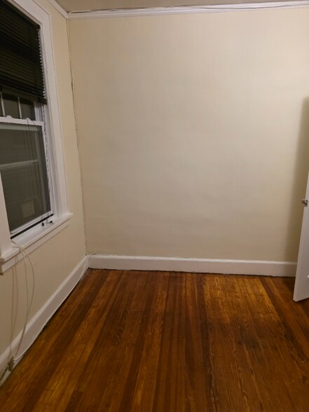 Building Photo - 12 Gillespie Rd