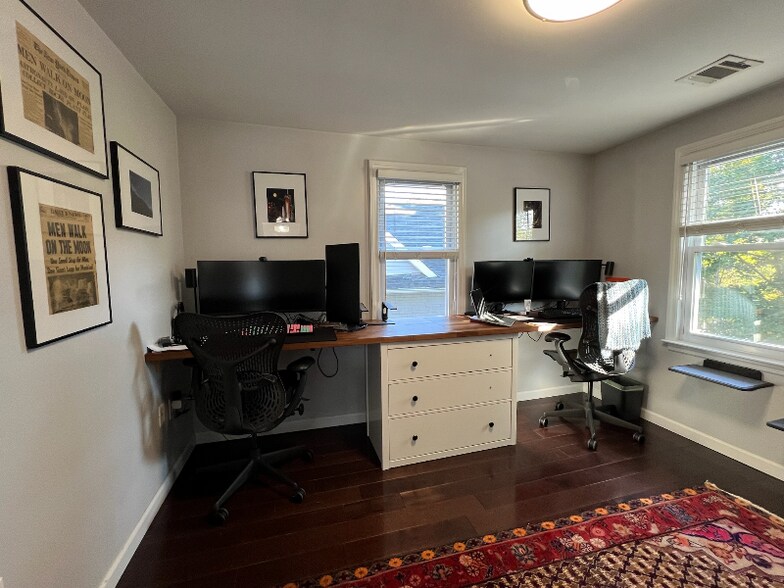 Building Photo - 125 Hamilton St