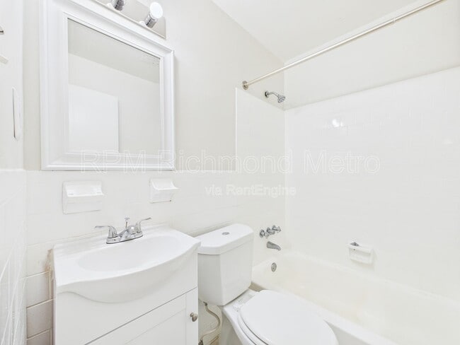Building Photo - 3204 Midlothian Tpke