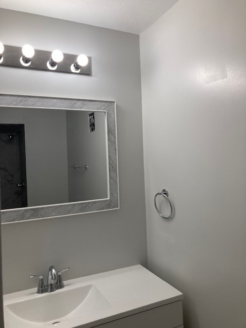 Building Photo - 17120 Cherokee Dr